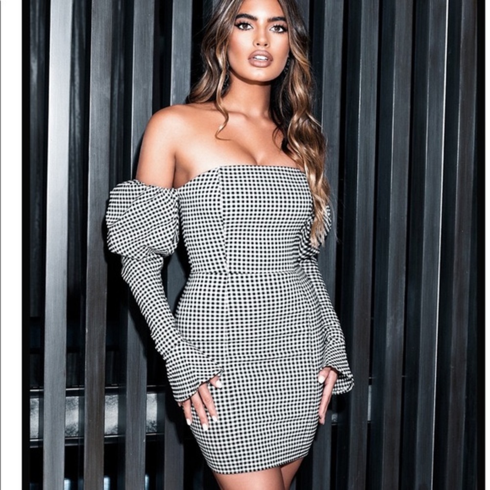 naked wardrobe gingham puff sleeve dress